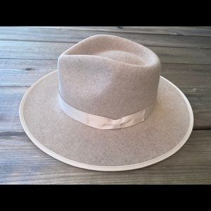 Wyeth Oatmeal Fedora Adjustable Never Worn New